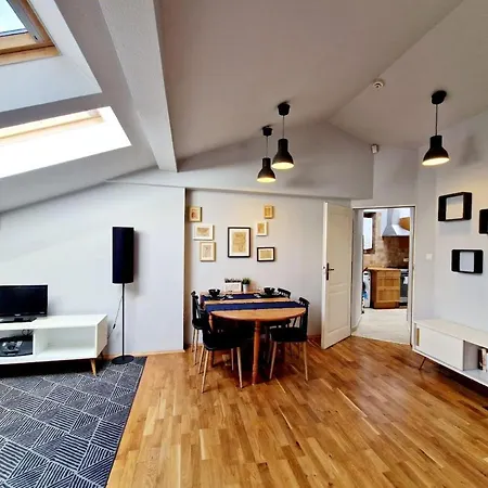 Zulu Old Town * Cracovia